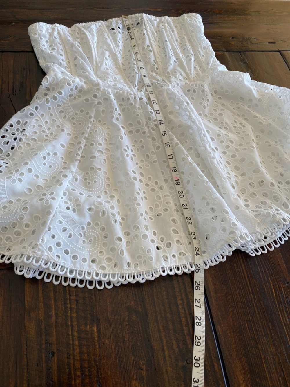 ASTR Deasia Strapless White Eyelet Mini Dress size L NWOT - Picture 8 of 8